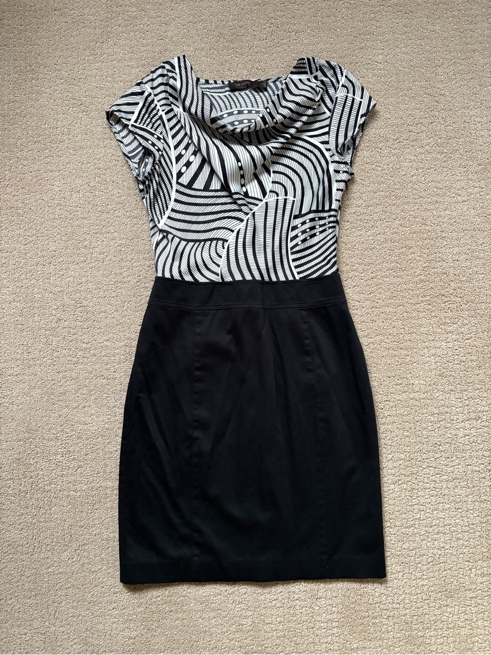 Vintage 90’s The Limited Black and White Cap-Sleeve Sheath Dress